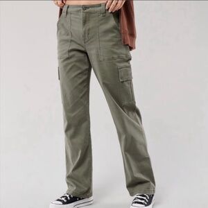 NWT Hollister Cargo Pants Olive Green size 3 R